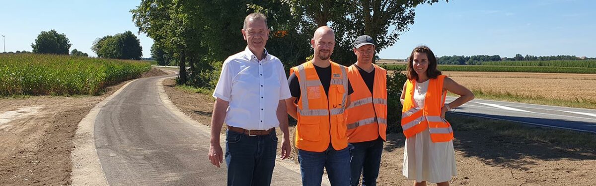 Übergabe des Radwegs zum alten Fußballplatz Gemeinde Mindelstetten