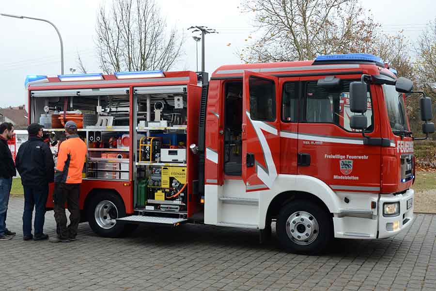 Feuerwehrauto, Ausstattung, Löschen, Hilfe,